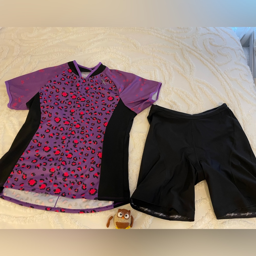 shebeest Triathlon XL Jersey and 1x bike shorts